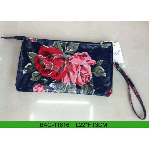 Fashion Wrist Cosmetic Bag With Bowknot