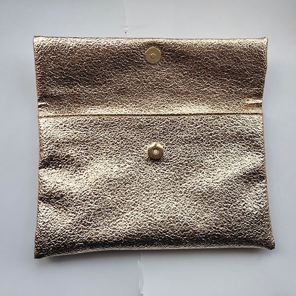Promotional Cheap Flap Gold Cosmetic Bag