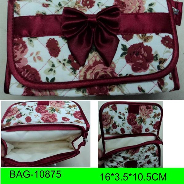quilting Floral Pattern Polyester Cosmetic Bag